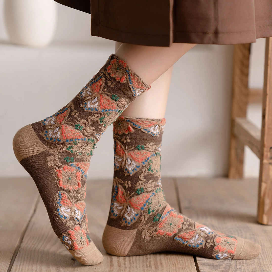 Kwiatowy haft skarpetki damski – Retro Vintage Korean Fashion recenzja i cena