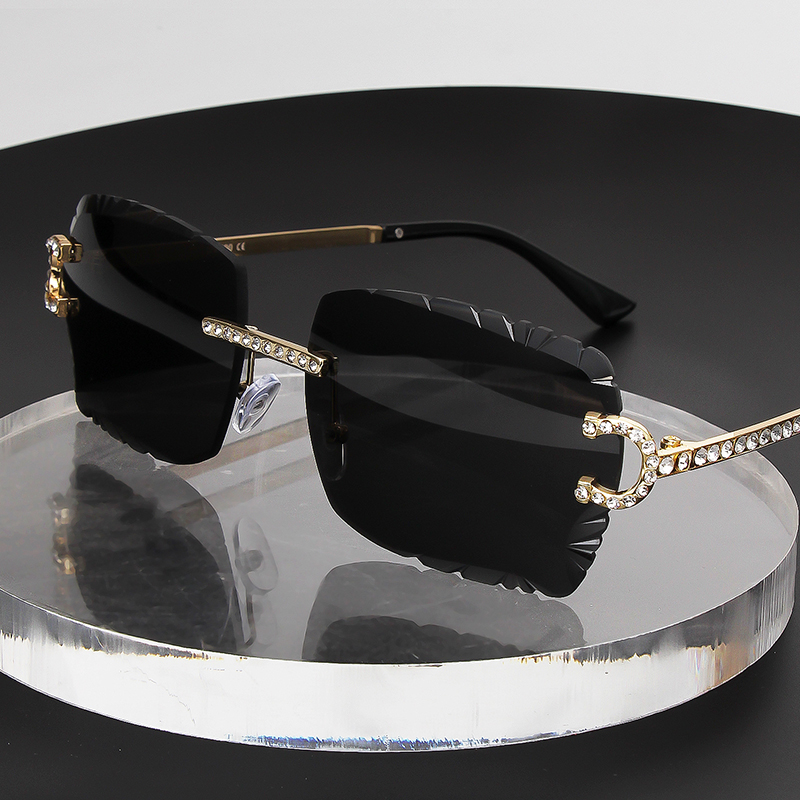 Modne kwadratowe okulary przec – Vintage Fashion Streetwear recenzja i cena